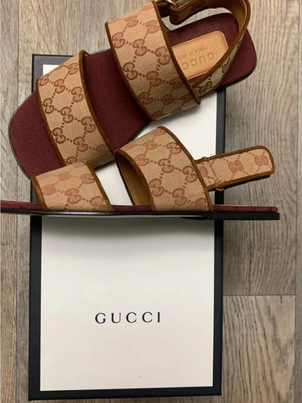 Gucci classic slides